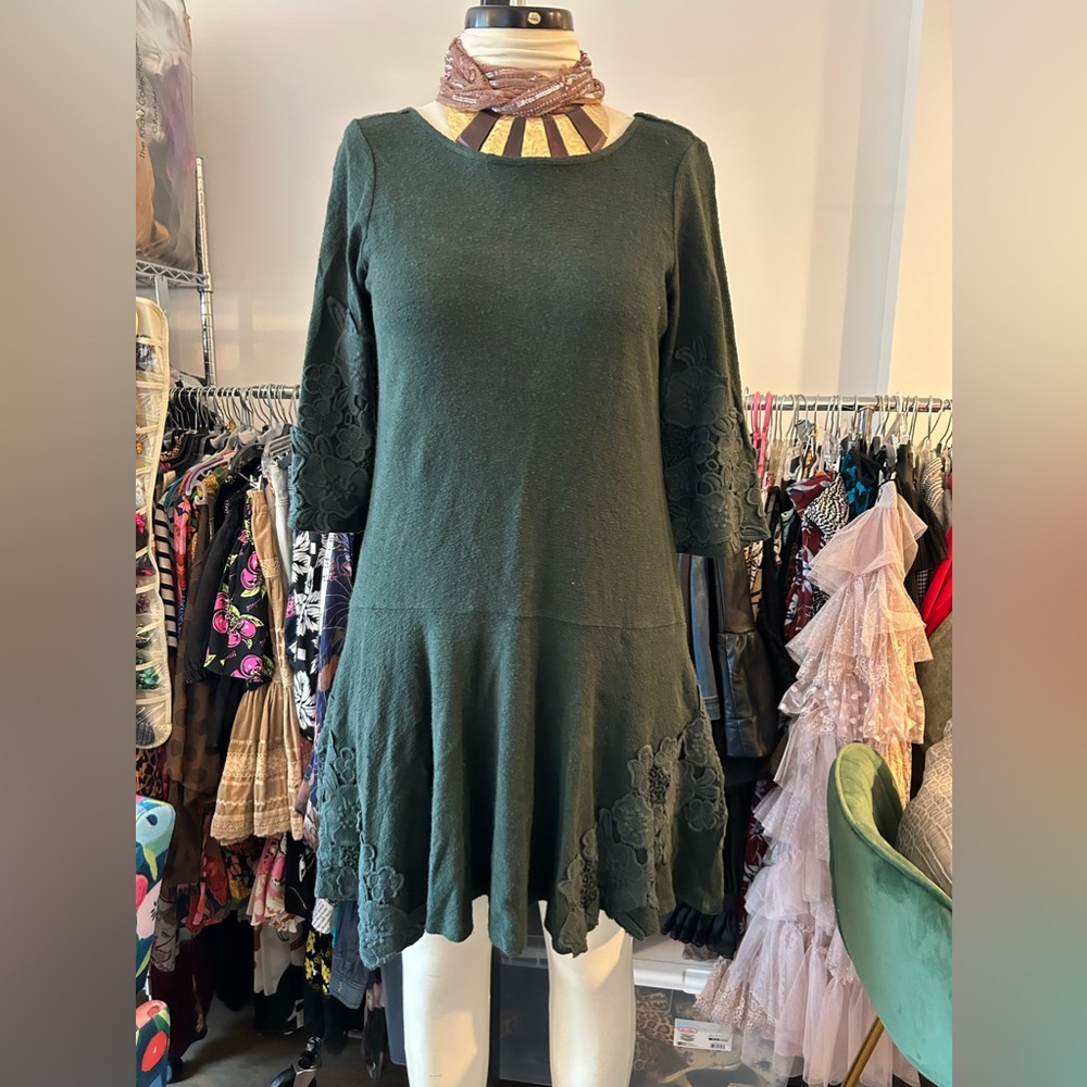Anthropologie pull on dress with embroidery